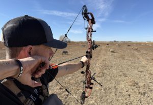 Two Weeks - North American Bow Hunter Author shooting the Hoyt Alpha AX-3 33